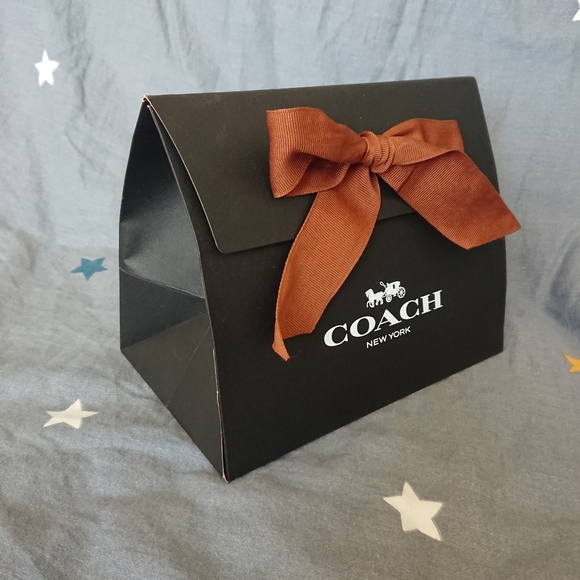 [New] Coach x 1941 Disney Mickey Crossbody Clutch - Picture 15 of 15